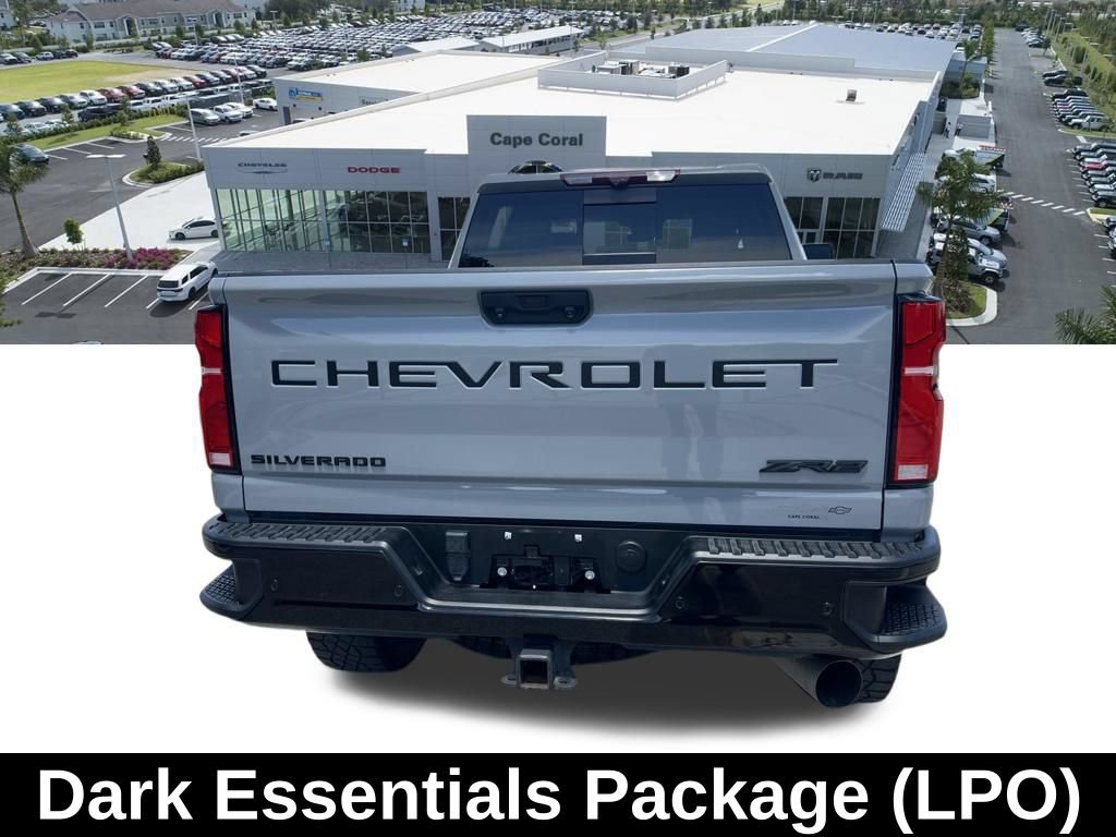 Used 2024 Chevrolet Silverado 2500 ZR2 w/ Technology Package AWD/4WD image 6