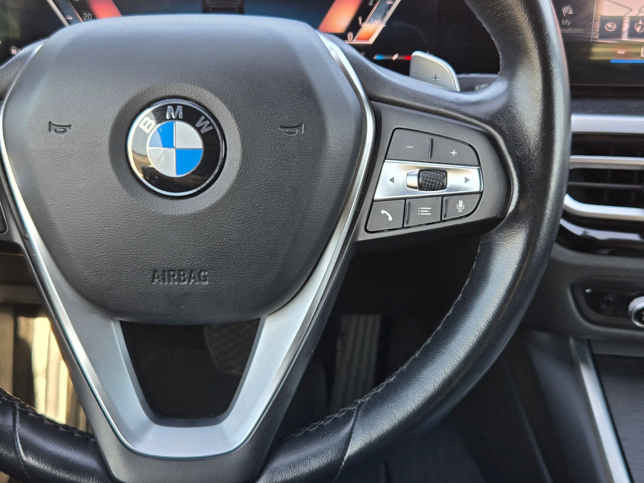 Used 2024 BMW 430i Convertible image 21