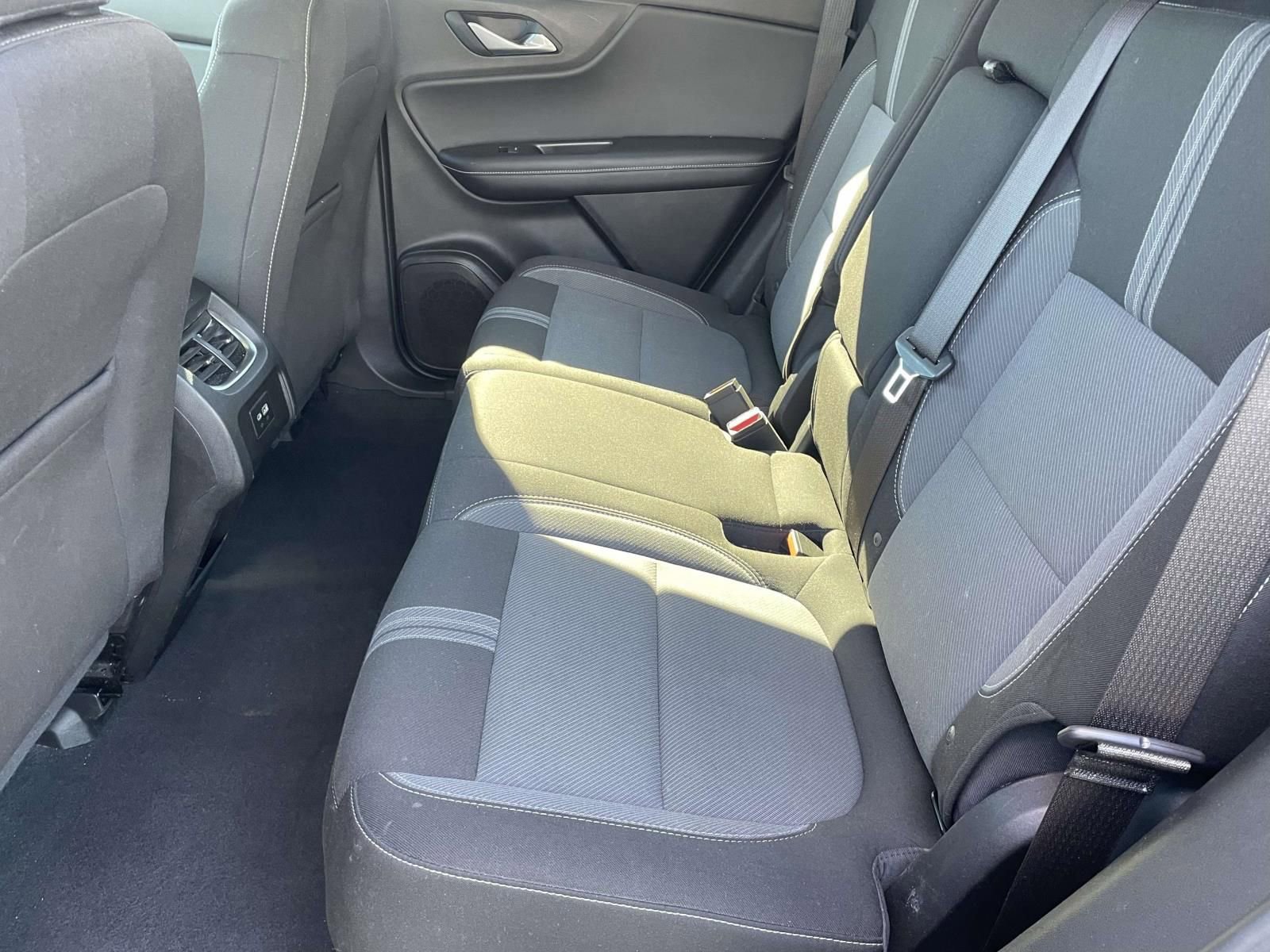 Used 2023 Chevrolet Blazer LT image 10
