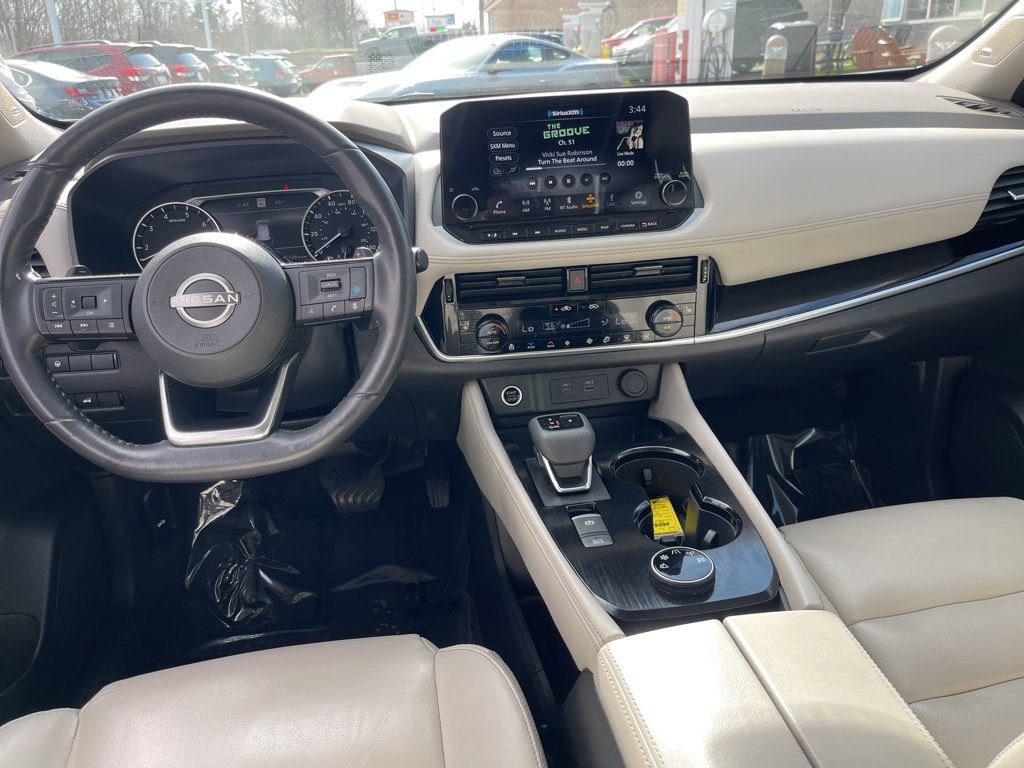 Certified 2023 Nissan Rogue SL w/ SL Premium Package image 10