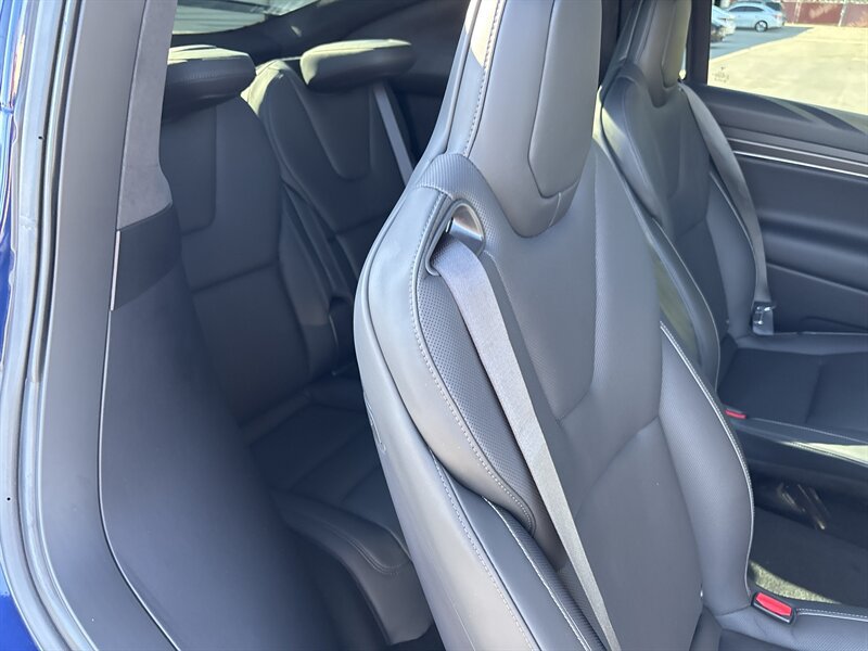 Used 2022 Tesla Model X Plaid AWD/4WD image 33
