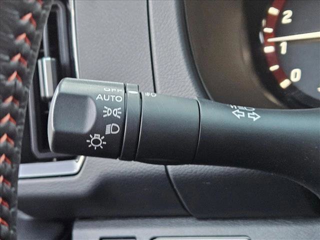 Used 2025 Nissan Frontier PRO-4X w/ Pro Convenience Package image 16