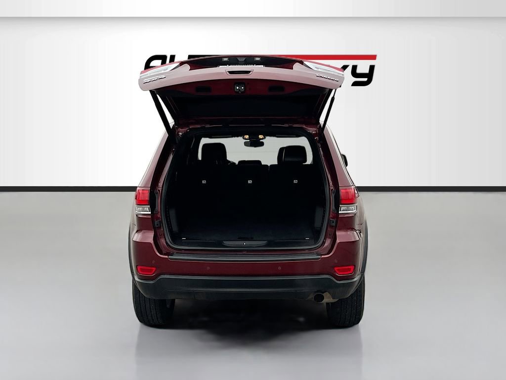 Used 2022 Jeep Grand Cherokee Laredo X image 27