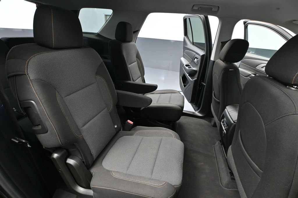 Used 2021 Chevrolet Traverse LT AWD/4WD image 41