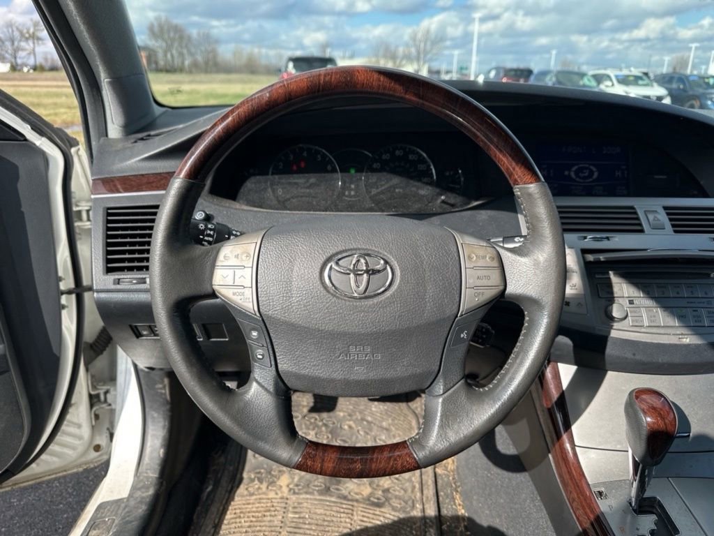 Used 2009 Toyota Avalon Limited image 21