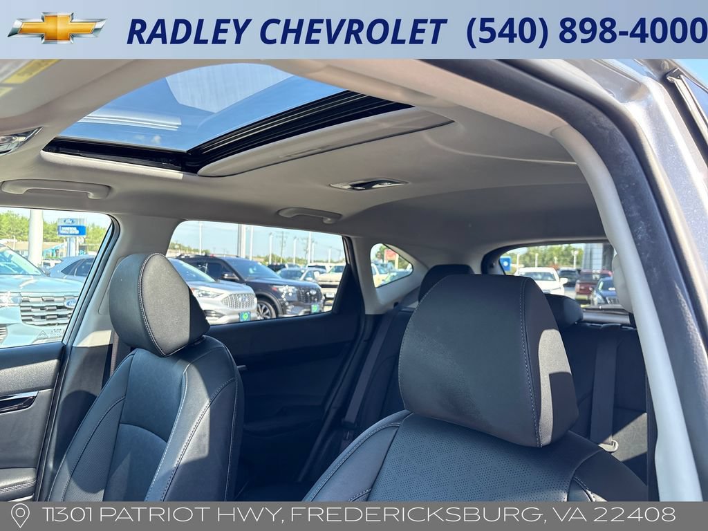 Used 2025 Kia Seltos EX w/ EX Sunroof Package AWD/4WD image 2