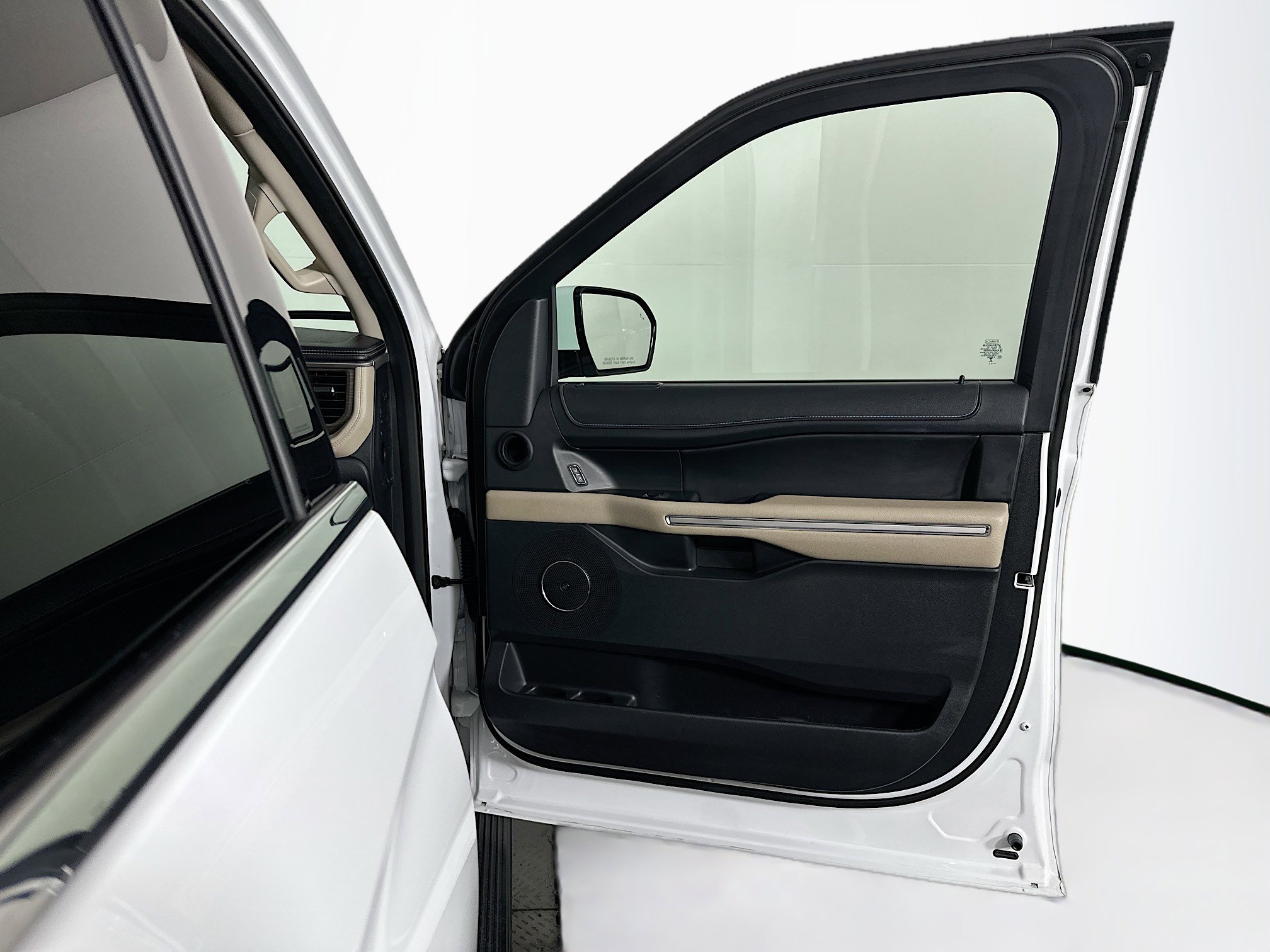 Used 2024 Ford Expedition Max Limited image 36