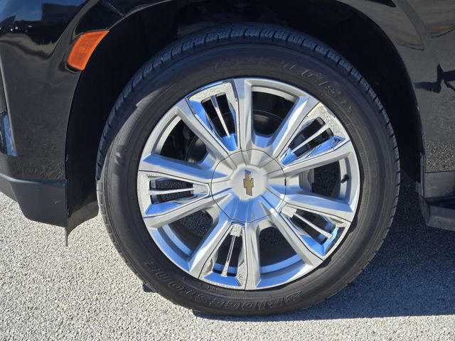 Used 2023 Chevrolet Tahoe High Country image 11