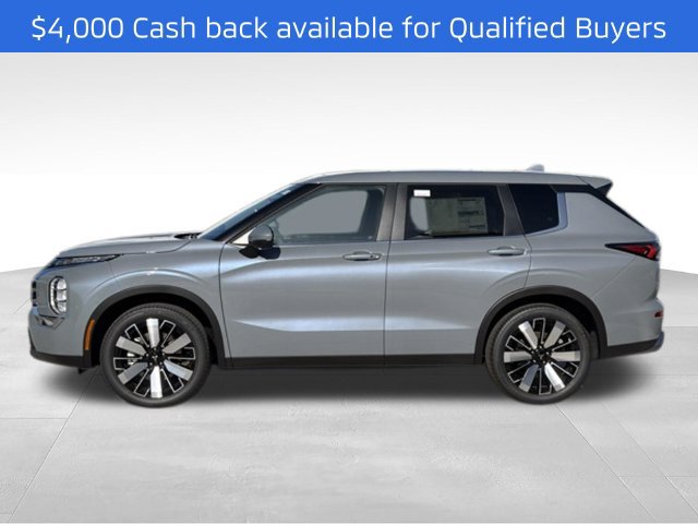 New 2026 Mitsubishi Outlander SE FWD image 2