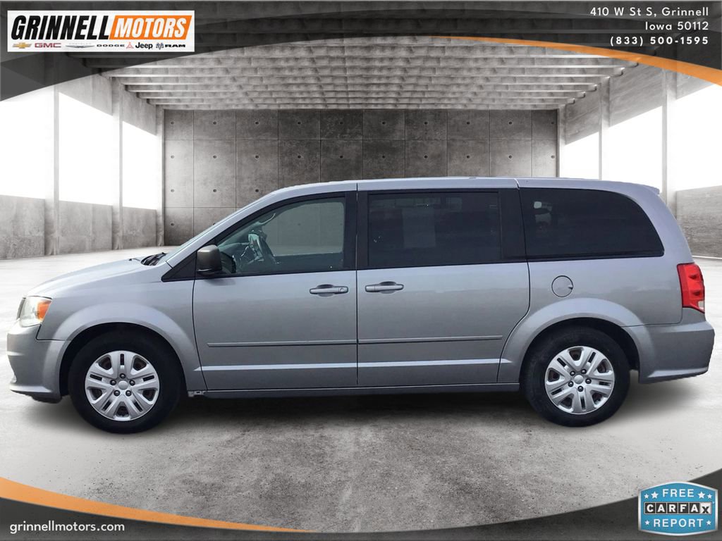 Used 2017 Dodge Grand Caravan SE image 8