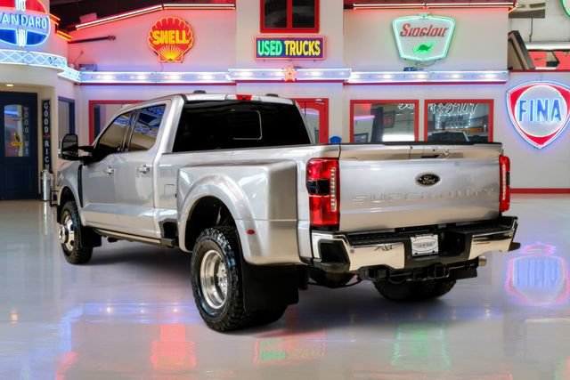 Used 2024 Ford F350 Lariat w/ Lariat Ultimate Package AWD/4WD image 4