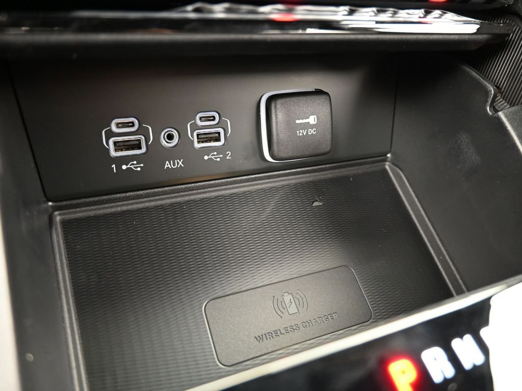 Used 2024 Jeep Grand Cherokee L Laredo w/ Luxury Tech Group I image 22