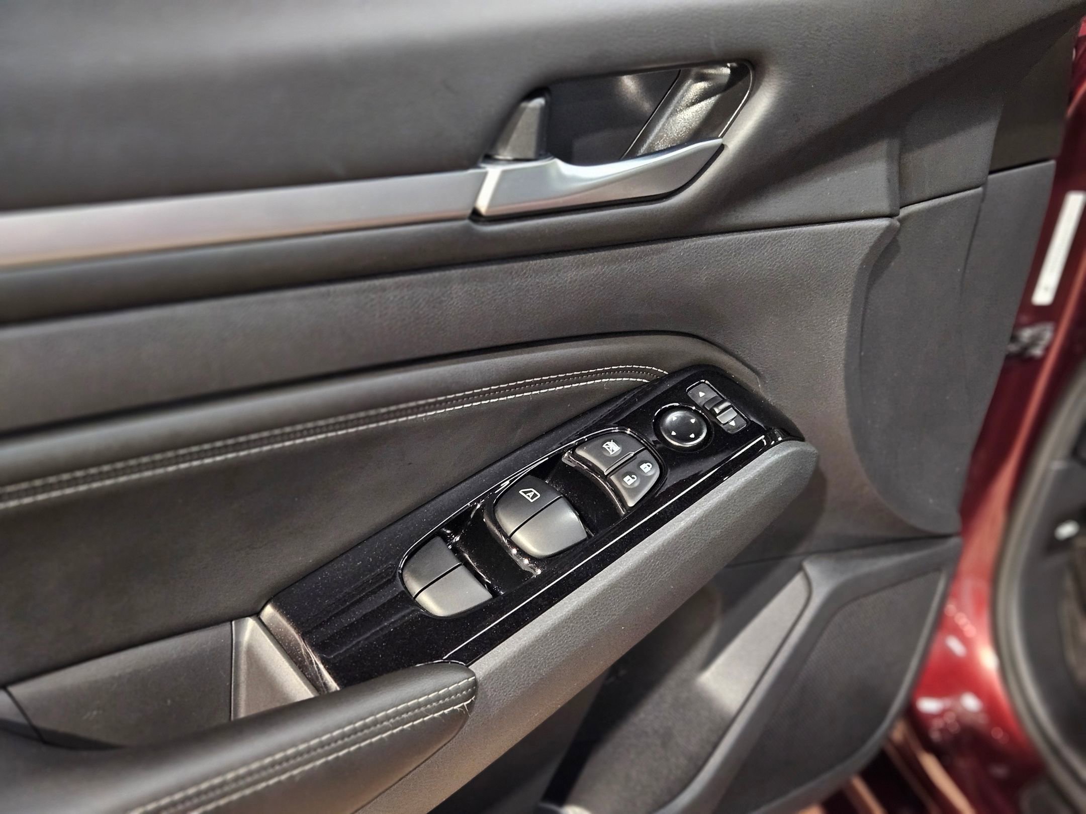 Used 2023 Nissan Altima 2.5 SL image 21