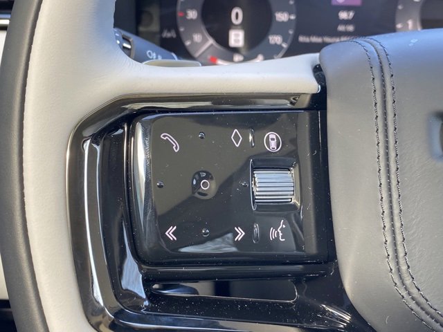 New 2025 Land Rover Range Rover Velar S image 22