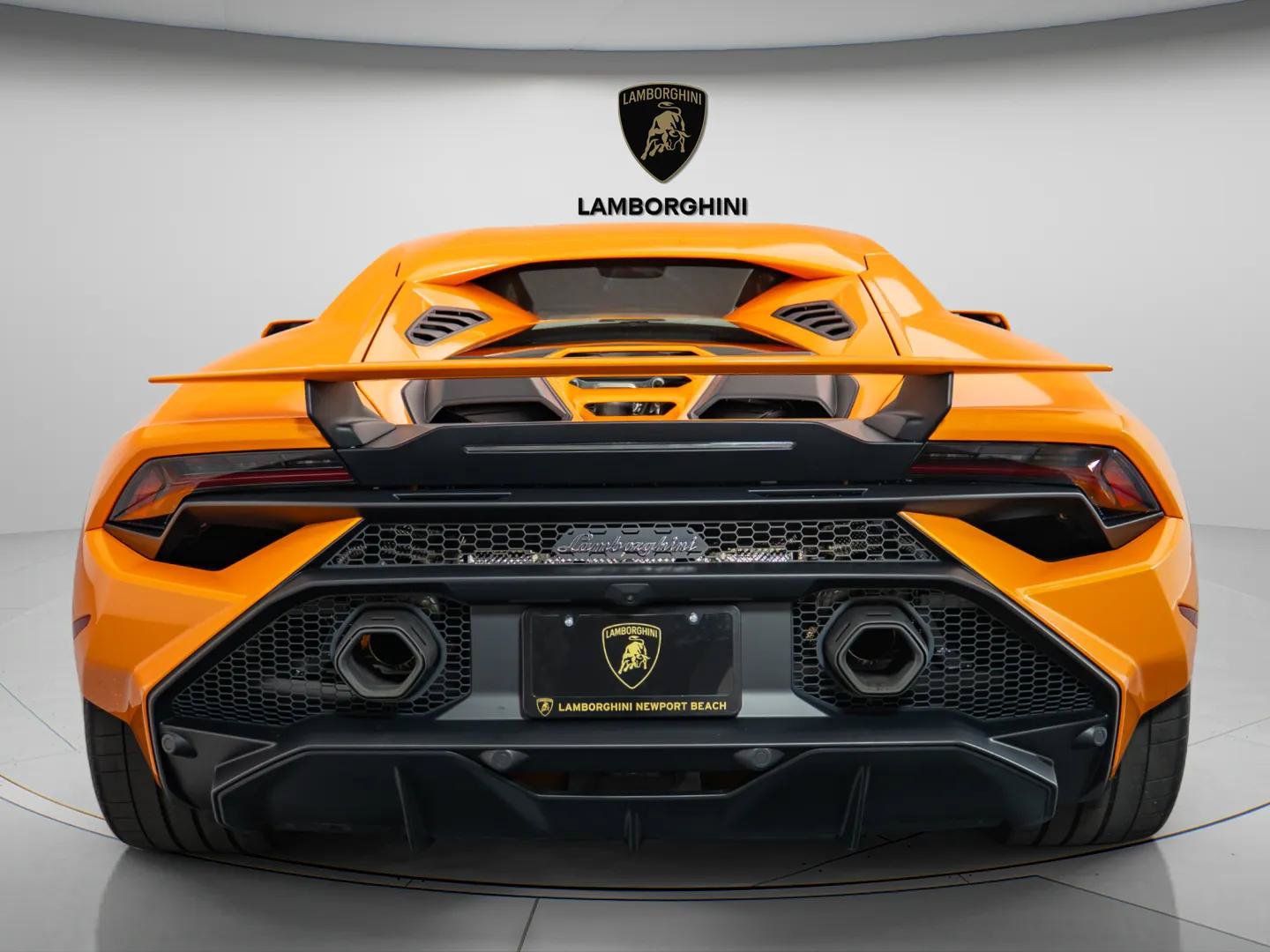 Used 2023 Lamborghini Huracan Tecnica RWD image 23