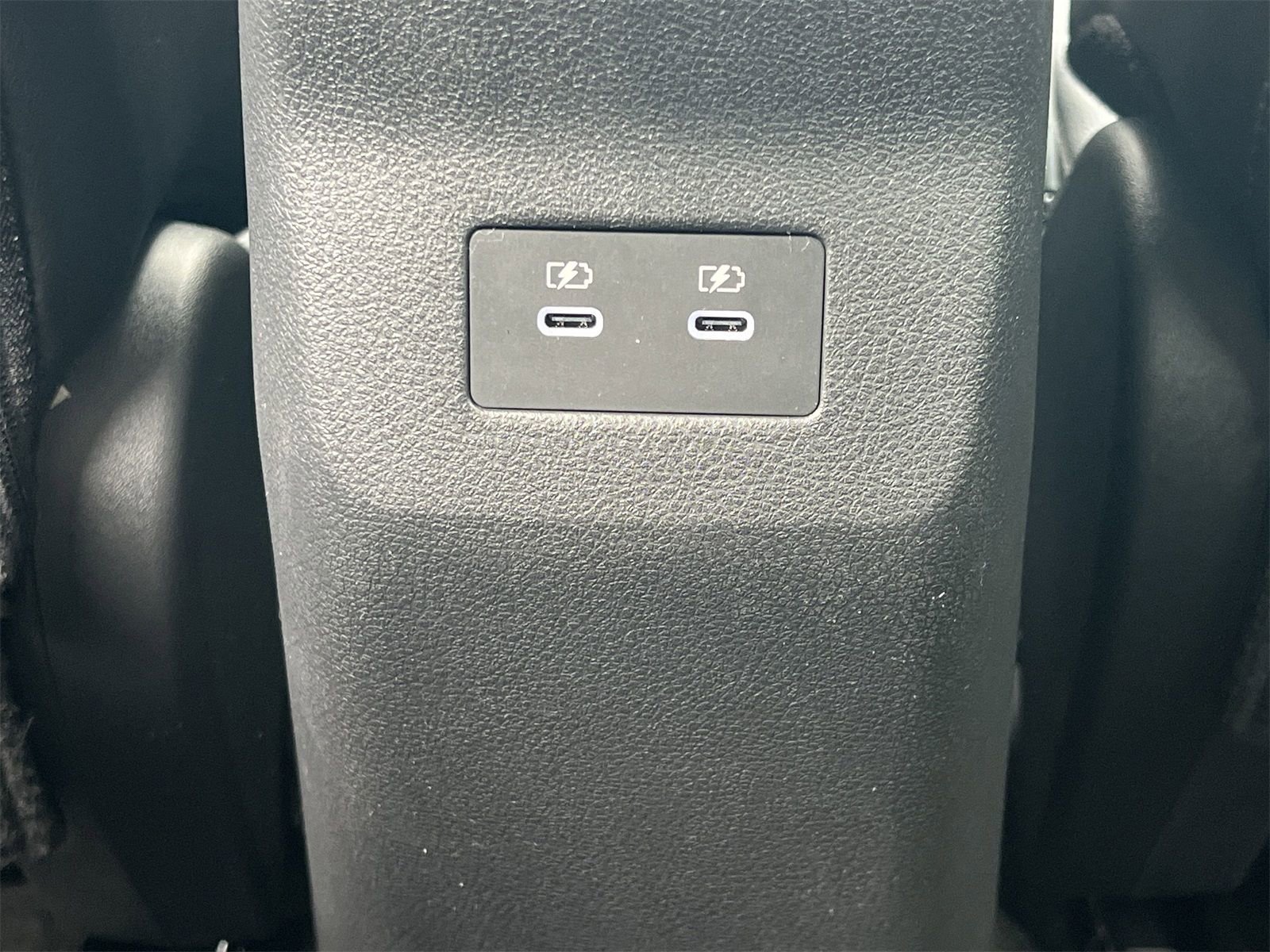 New 2025 Nissan Kicks SR w/ SR Premium Package image 23