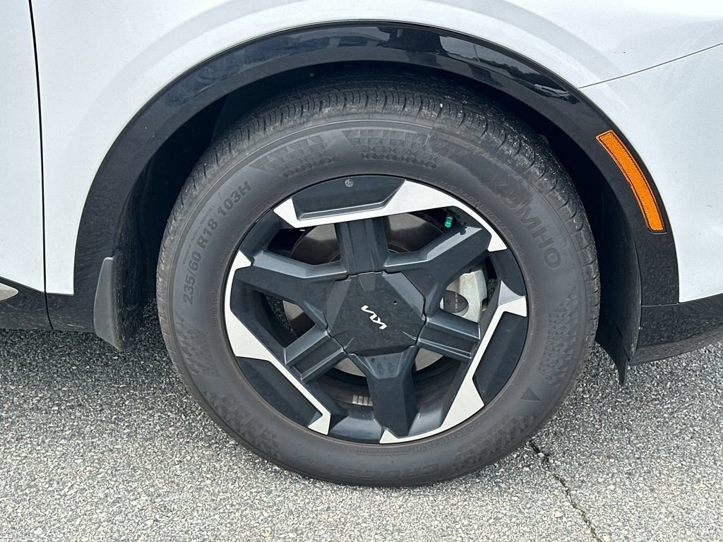 Certified 2026 Kia Sportage SX FWD image 12