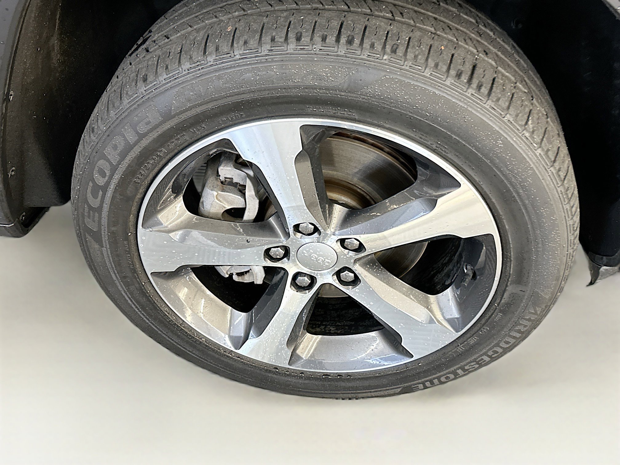 Used 2023 Jeep Grand Cherokee L Limited w/ Trailer Tow Group (B) image 11