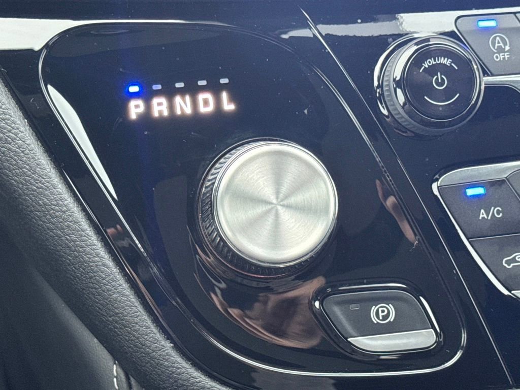 Used 2024 Chrysler Pacifica Limited w/ S Appearance Package image 49