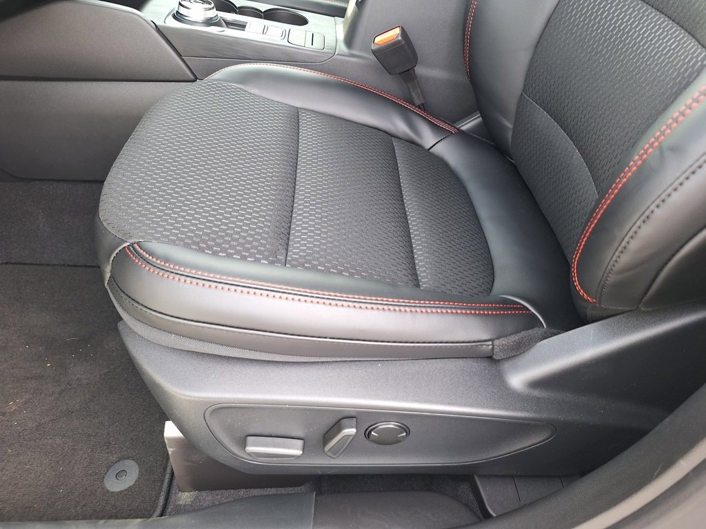 New 2026 Ford Escape ST-Line w/ Cold Weather Package image 5