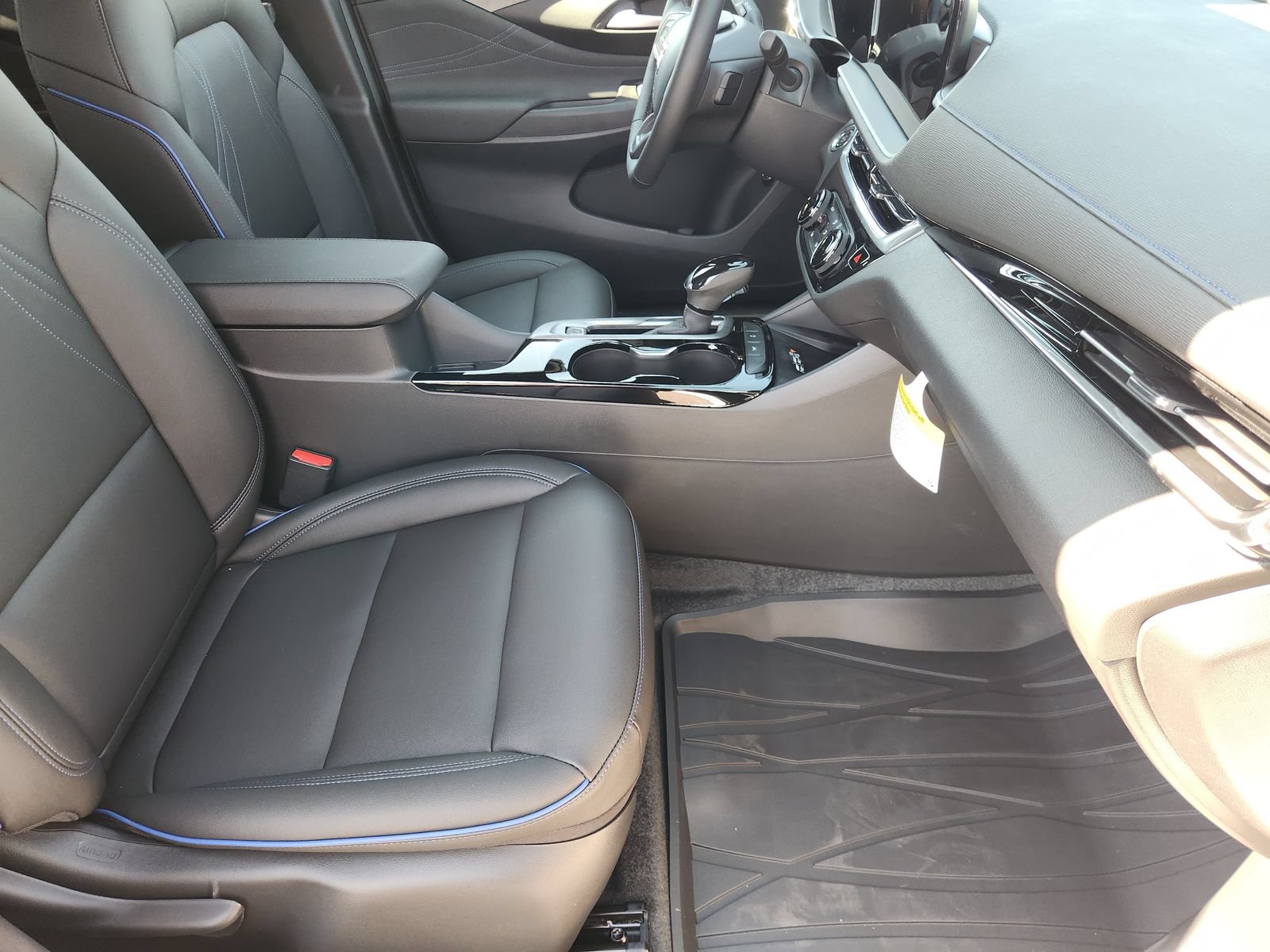 New 2026 Buick Envista Sport Touring w/ Convenience I Package FWD image 17