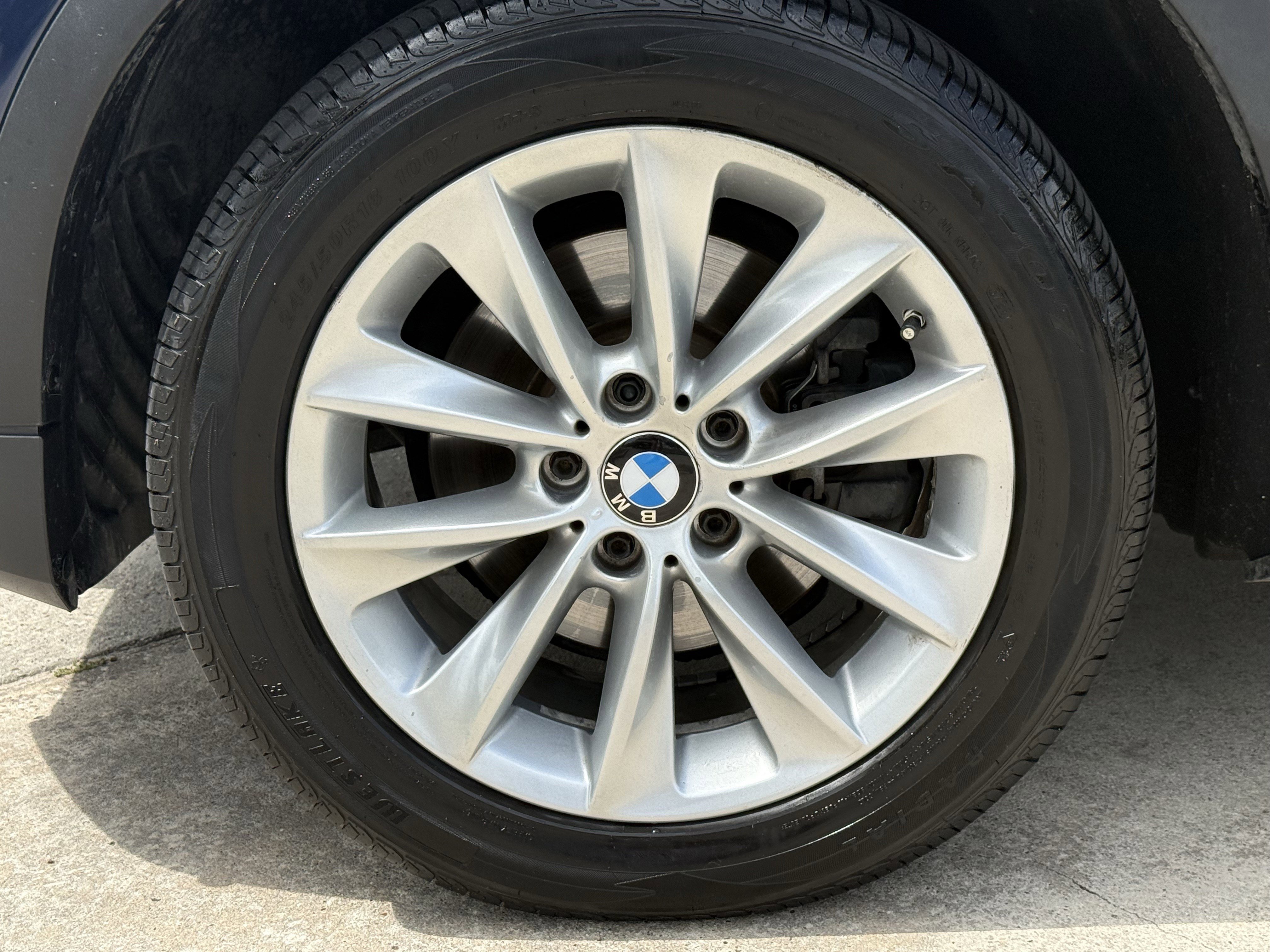 Used 2017 BMW X3 xDrive28i AWD/4WD image 12