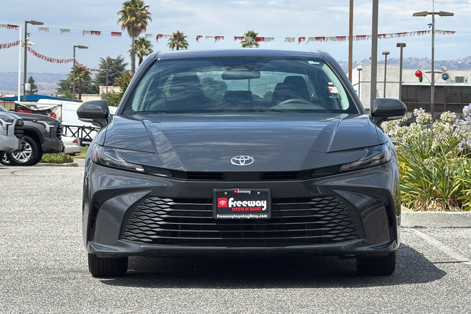 Used 2025 Toyota Camry LE FWD image 10