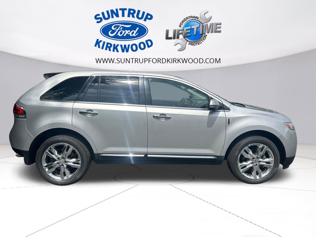 Used 2015 Lincoln MKX AWD w/ Equipment Group 102A image 7