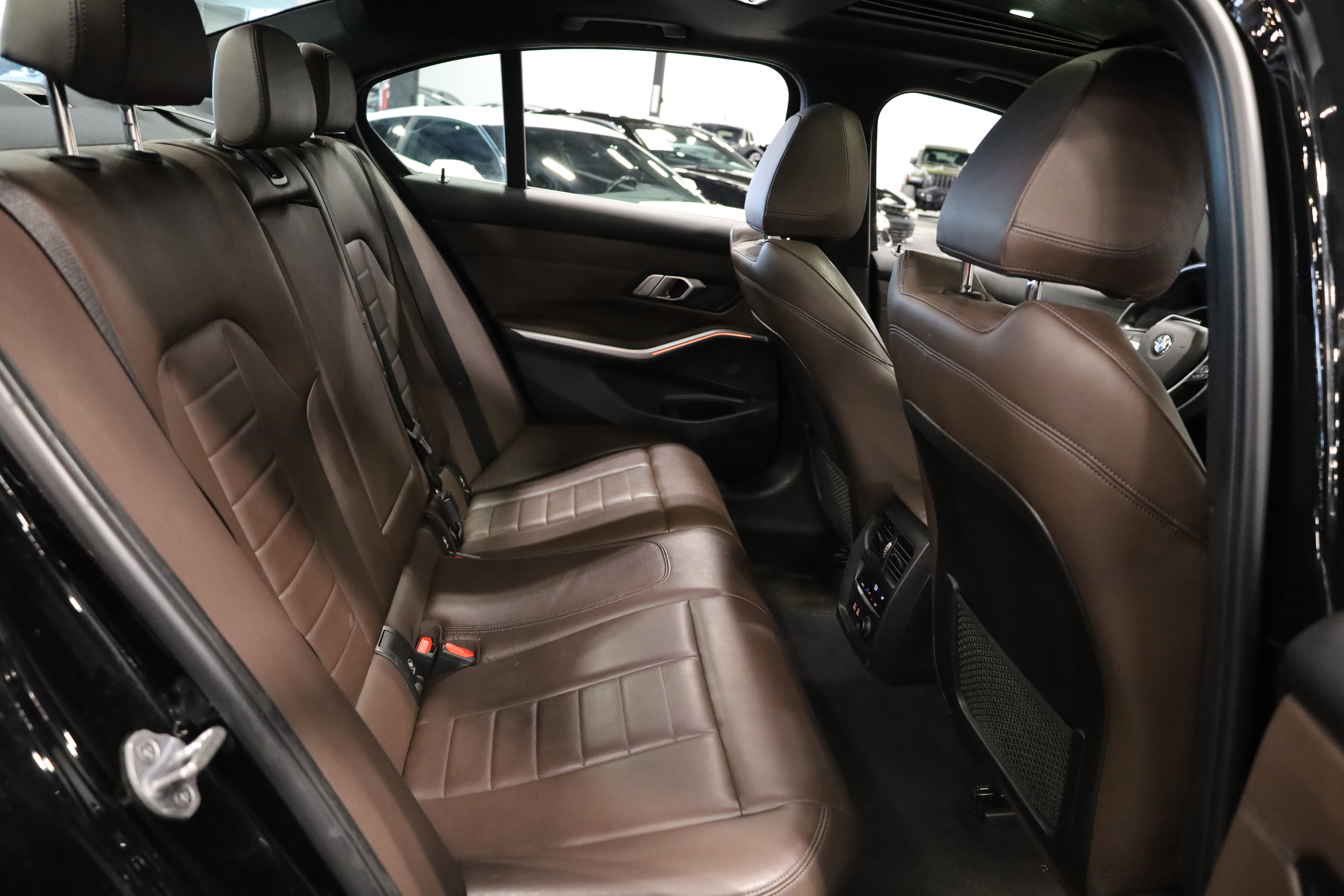 Used 2020 BMW 330i xDrive Sedan w/ Premium Package image 40