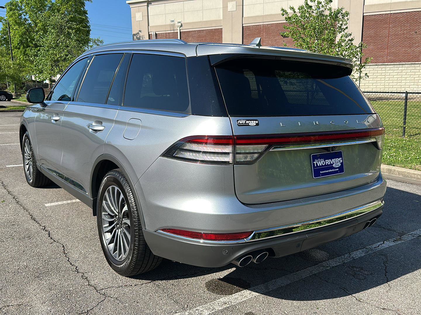 Used 2020 Lincoln Aviator Reserve w/ Elements Package Plus AWD/4WD image 5