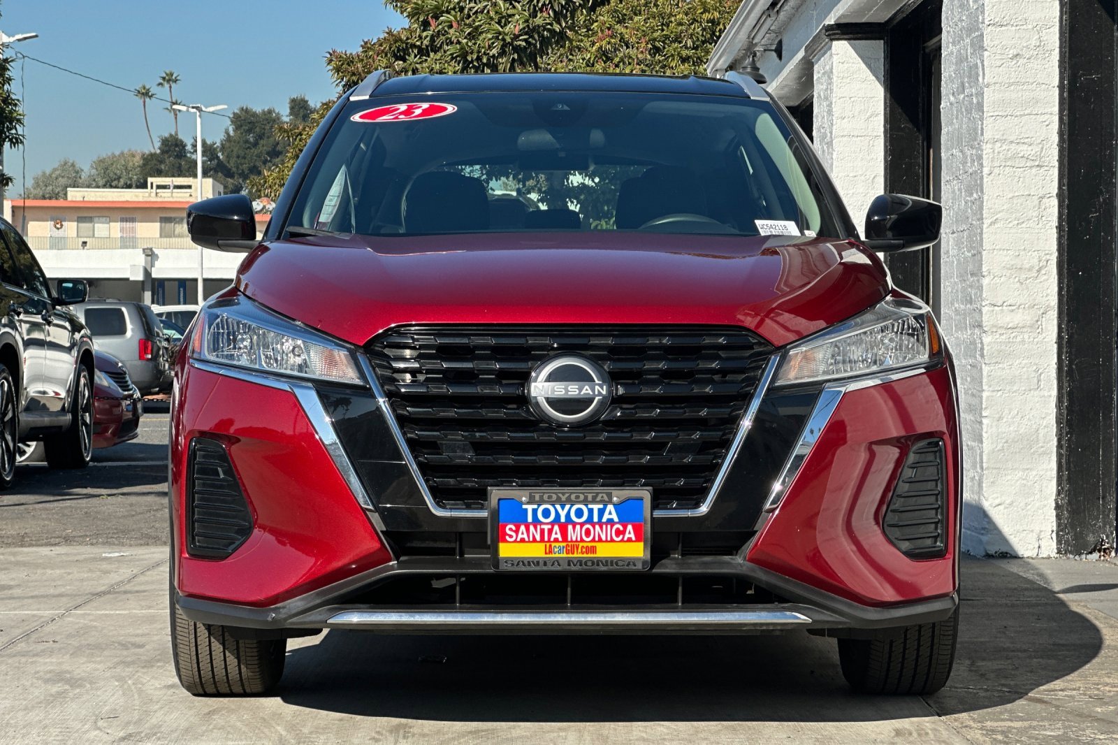 Used 2023 Nissan Kicks SV image 9