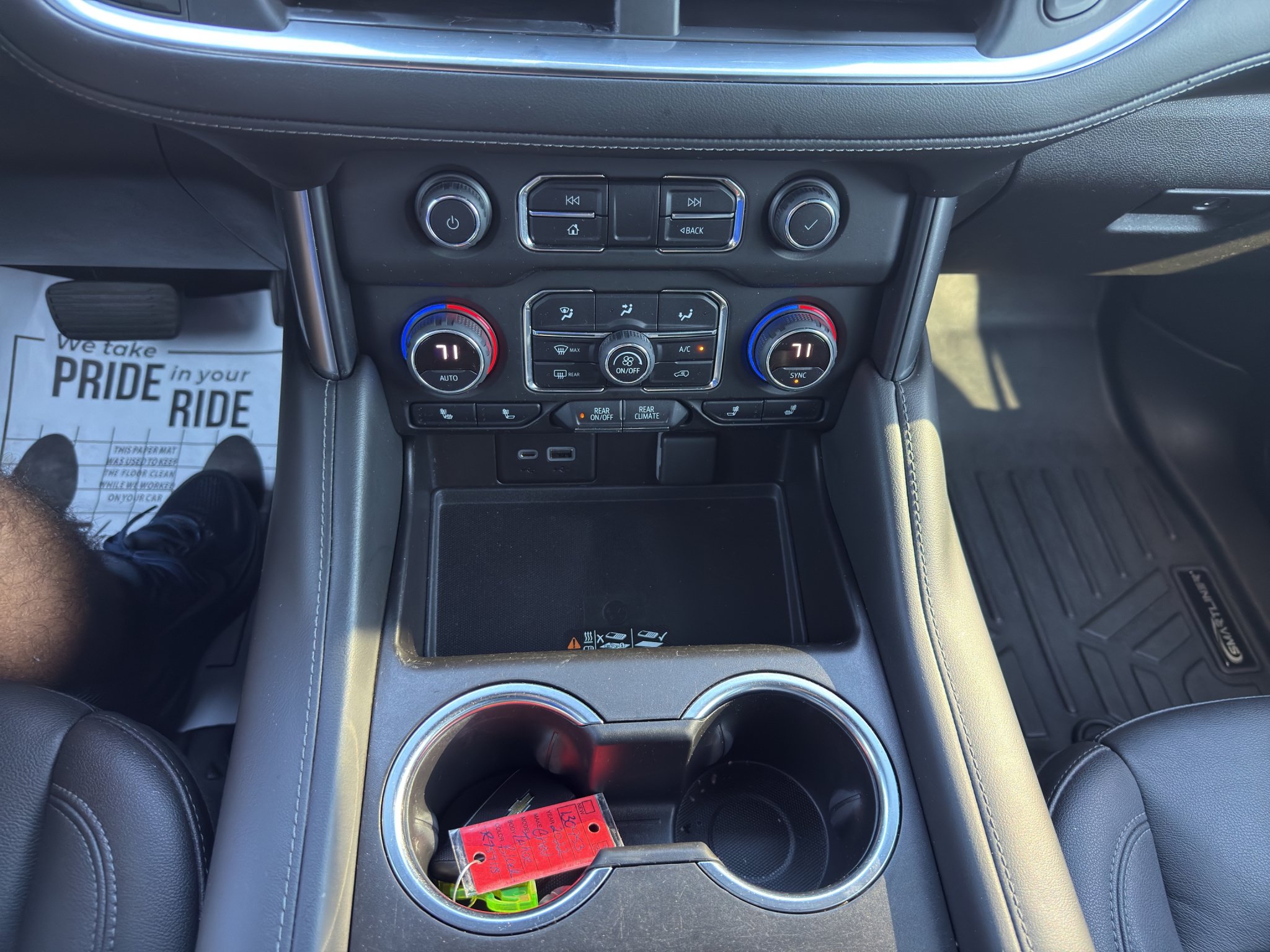 Used 2022 Chevrolet Tahoe Z71 AWD/4WD image 23