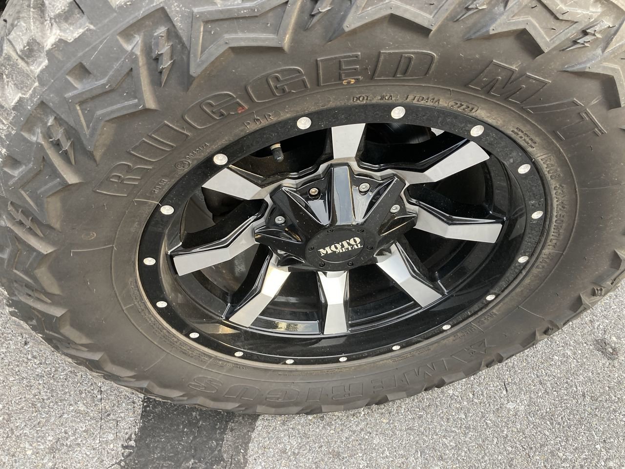 Used 2015 Jeep Wrangler Sport w/ Quick Order Package 24S AWD/4WD image 10