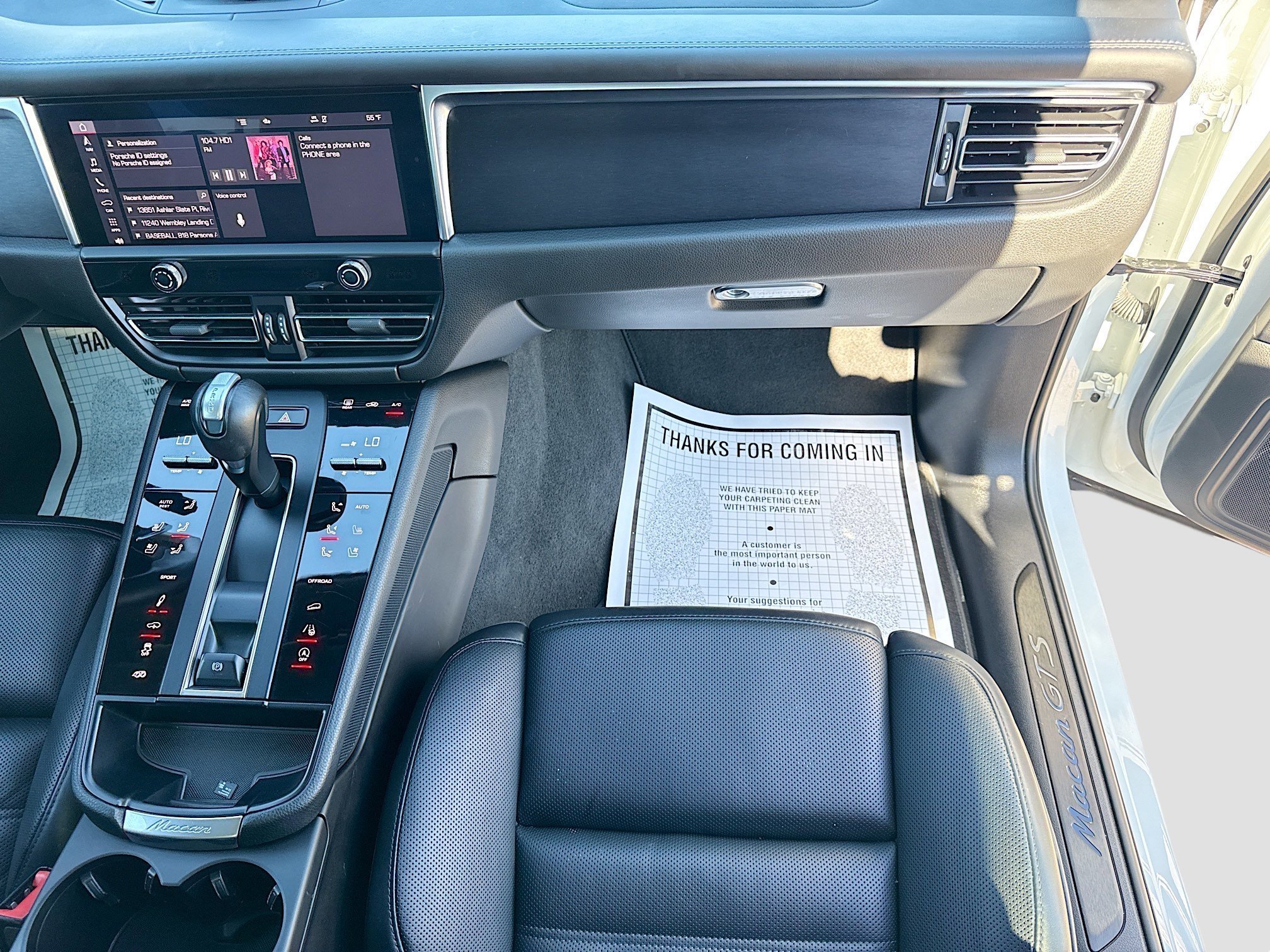 Used 2024 Porsche Macan GTS image 18