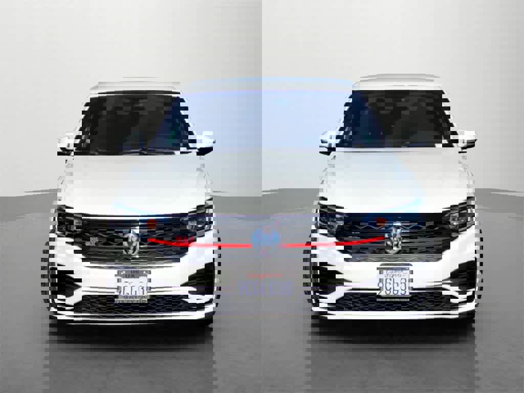 Used 2021 Volkswagen Jetta GLI image 2