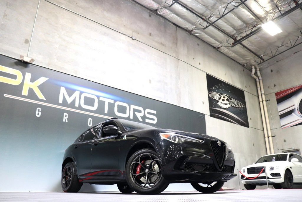 Used 2022 Alfa Romeo Stelvio Quadrifoglio w/ Active Assist Plus Package AWD/4WD image 79