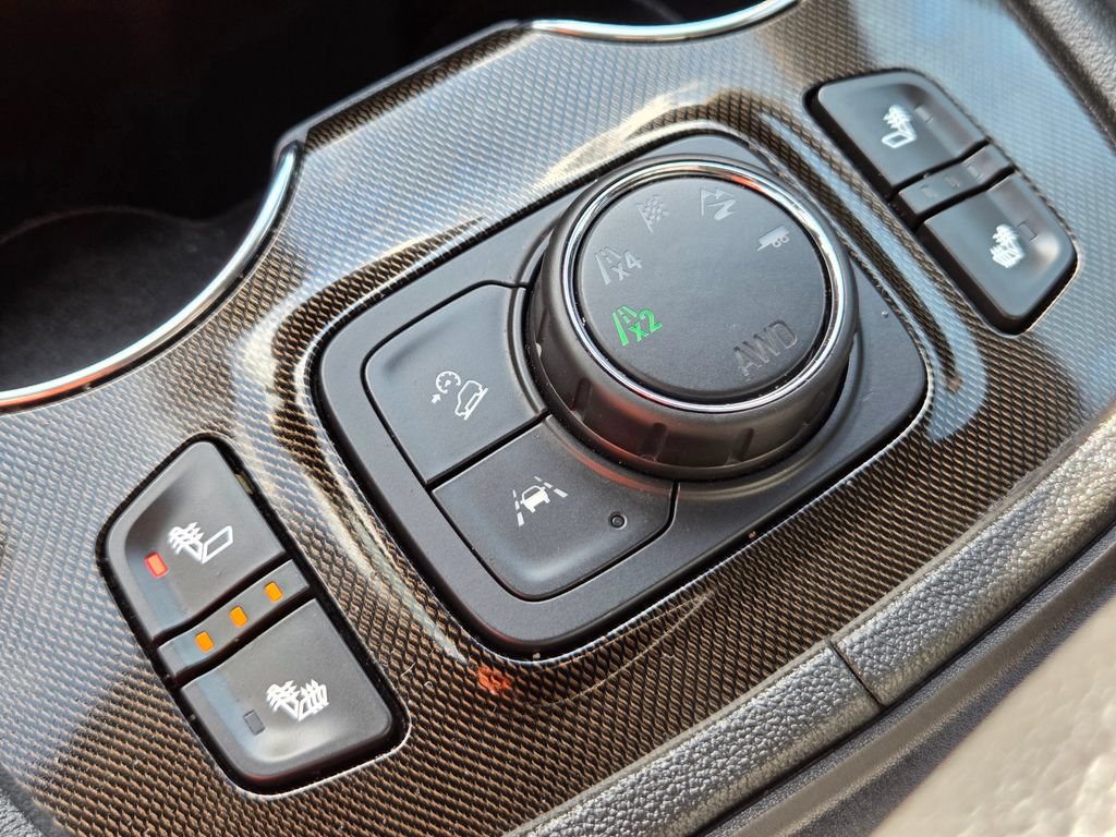 Used 2023 GMC Acadia AT4 w/ Trailering Package AWD/4WD image 35