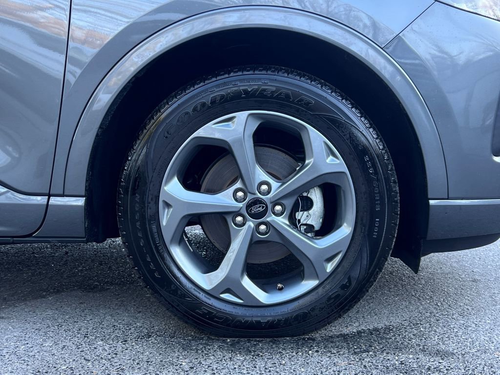 Used 2024 Ford Escape ST-Line Select w/ Tech Pack #1 image 9