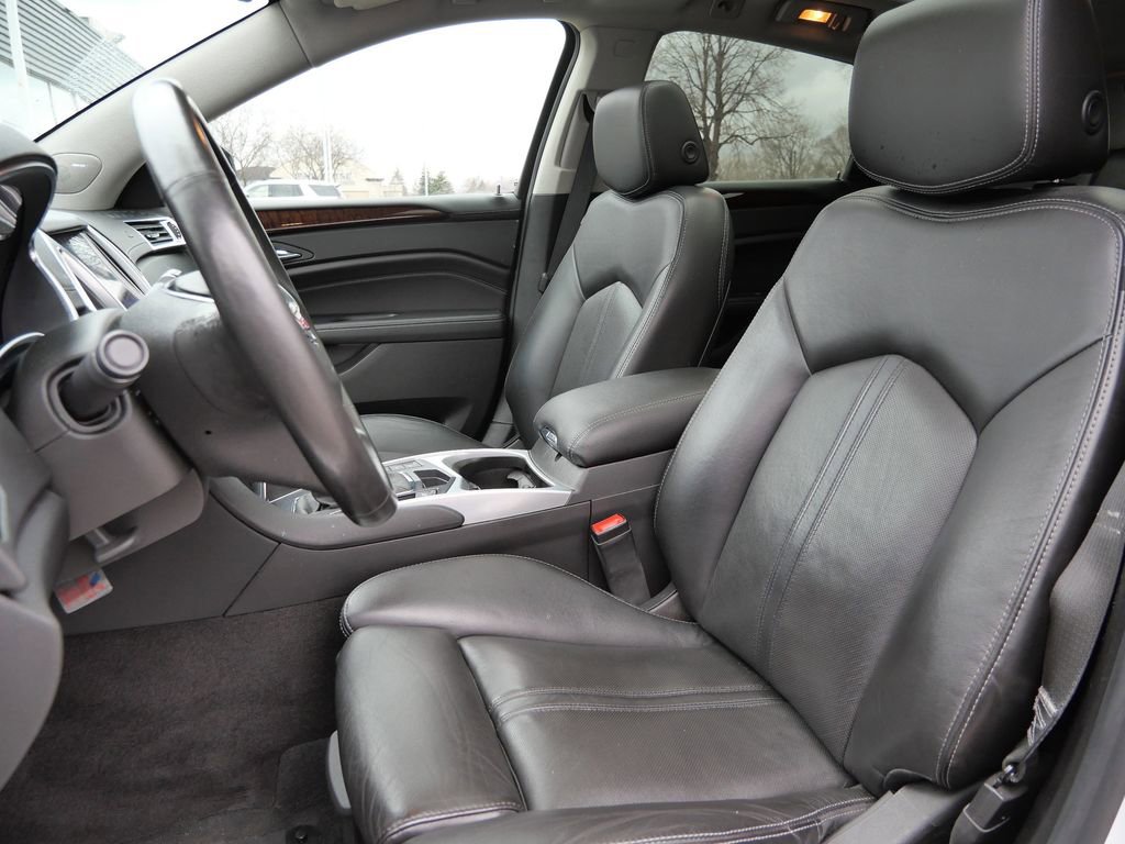 Used 2015 Cadillac SRX Premium image 31