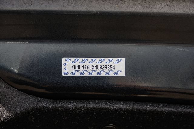 Certified 2022 Hyundai Elantra Limited FWD image 31