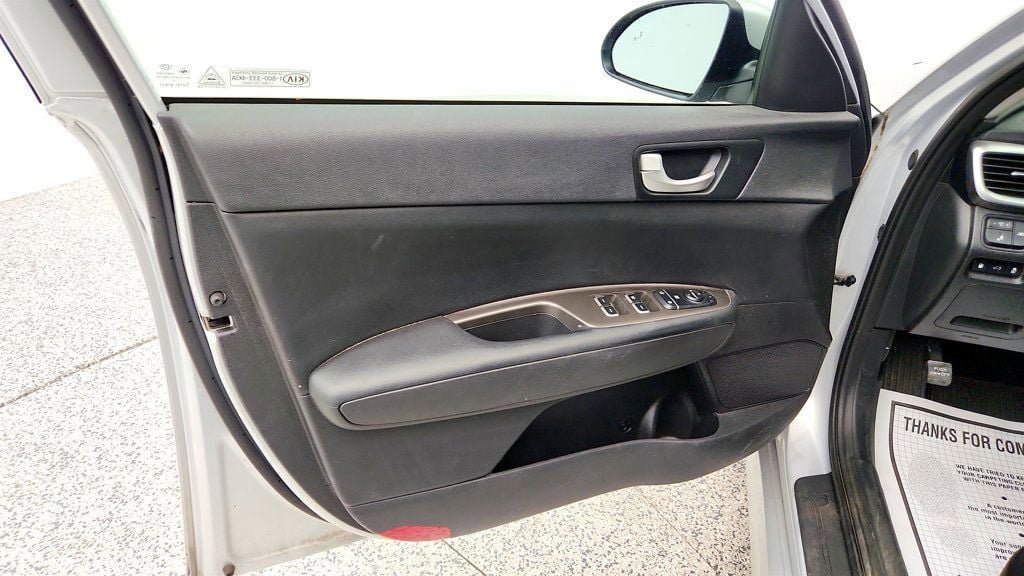 Used 2020 Kia Optima LX FWD image 10
