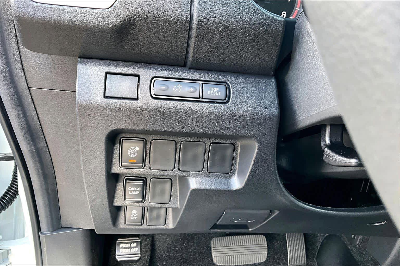 New 2026 Nissan Frontier SV AWD/4WD image 15