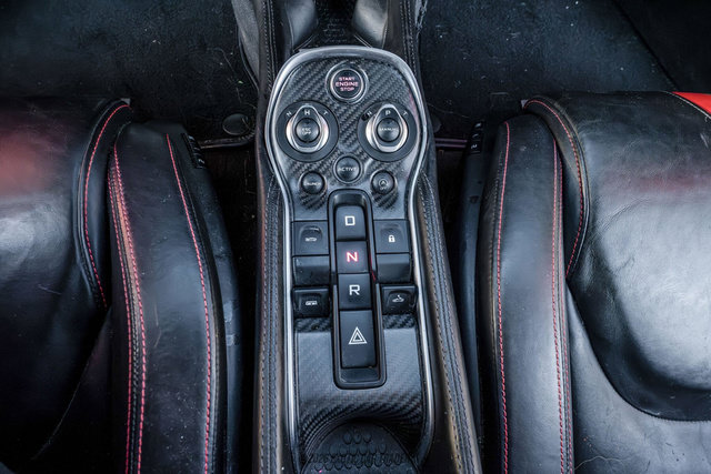 Used 2018 McLaren 570S Spider RWD image 34