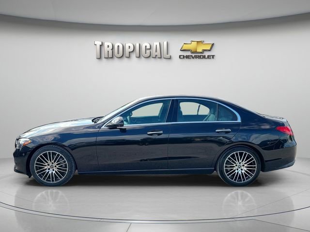 Used 2023 Mercedes-Benz C 300 4MATIC Sedan image 2