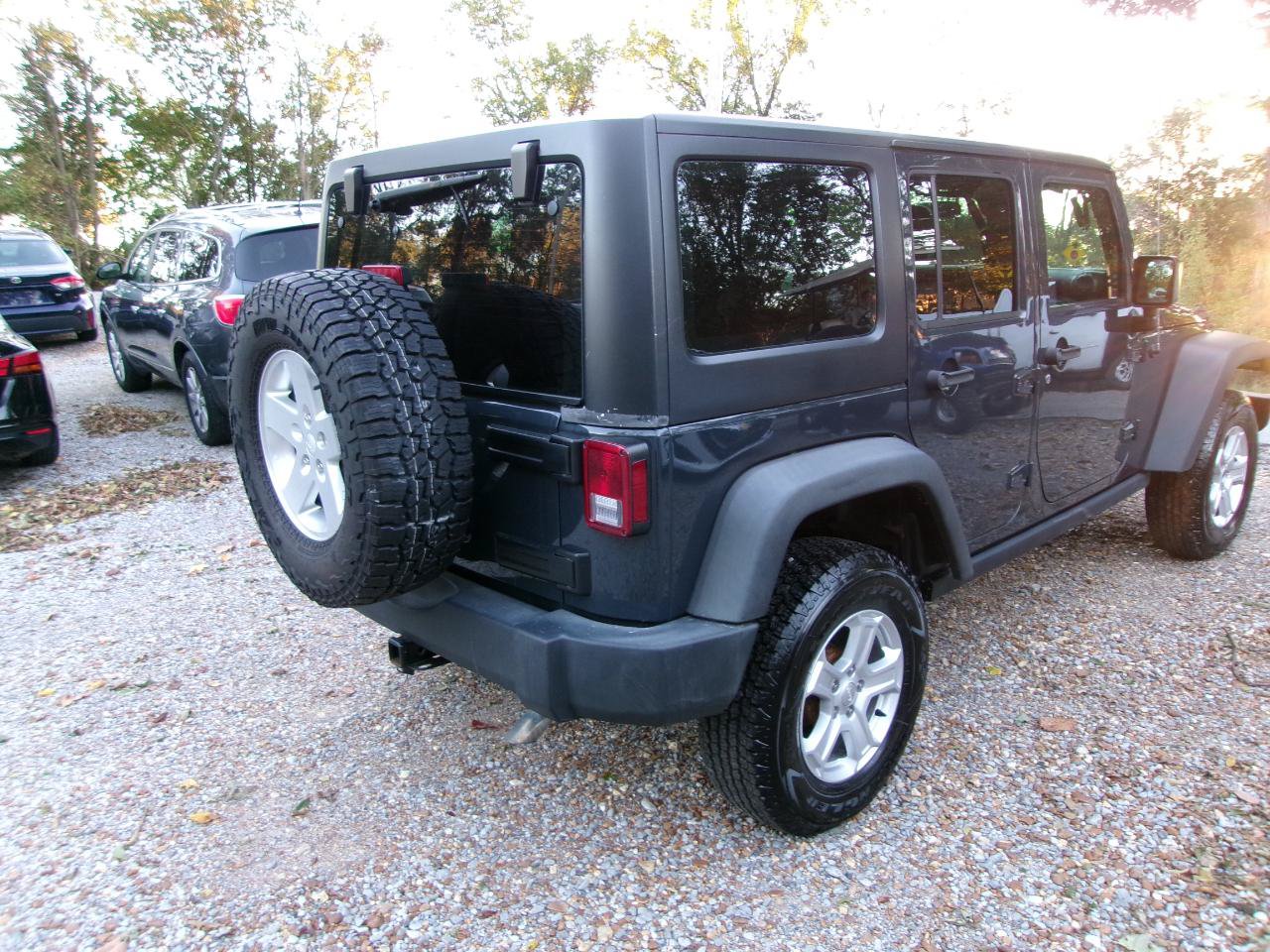 Used 2016 Jeep Wrangler Unlimited Sport AWD/4WD image 21