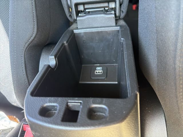 Used 2016 Jeep Renegade Latitude FWD image 28