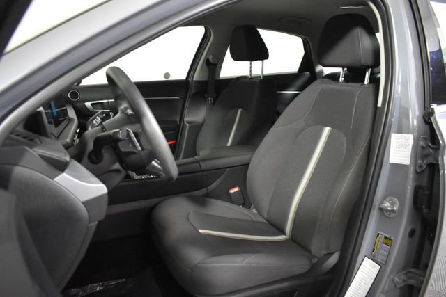 Used 2025 Hyundai Sonata SEL FWD image 9