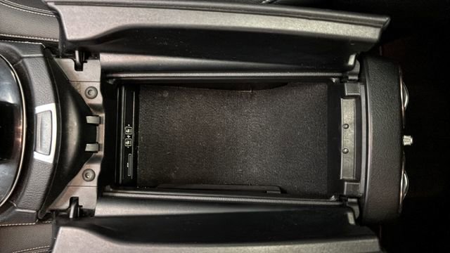 Used 2018 Mercedes-Benz E 300 4MATIC image 23