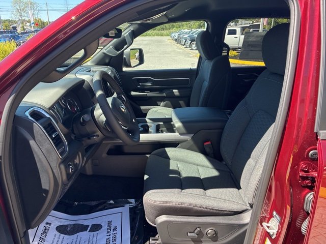 New 2026 RAM 1500 4x4 Crew Cab image 13