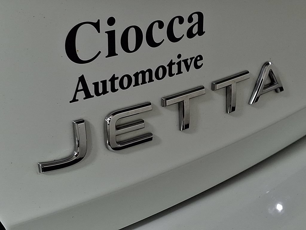 Used 2022 Volkswagen Jetta Sport FWD image 29